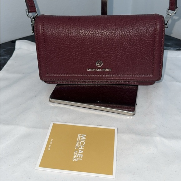 MICHAEL KORS Charm Small Phone Crossbody Bag Berry Red AUTHENTIC Minor Defect - Picture 4 of 14